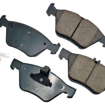 Akebono EUR853A EURO Ultra-Premium Ceramic Front Brake Pad Set For 2003-2009 Mercedes-Benz E Class